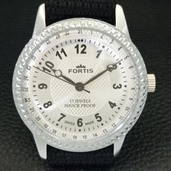 Vintage 1987 Fortis Manual Mens Silver Watch W/Nato Strap & Black accents - Picture 4 of 9